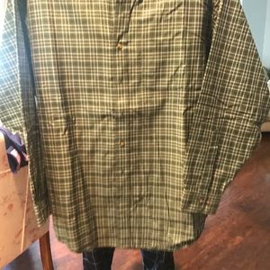 Brooks Brothers Shirts - BROOKS BROTHERS CASUAL DRESS SHIRT Brooks Brothers Shirts - BROOKS BROTHERS CASUAL DRESS SHIRT